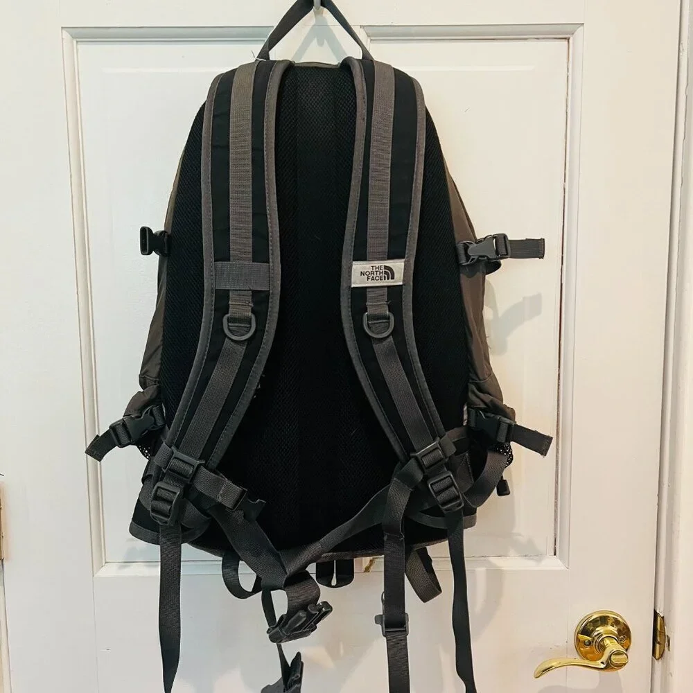 The North Face Hot Shot Backpack Bag Travel Hiking Outdoor Vintage Rare